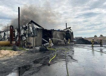 Pożar hali pod Lubartowem. W akcji kilkanaście zastępów