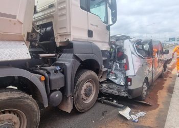 Karambol na S8 w Warszawie. Lądował śmigłowiec LPR