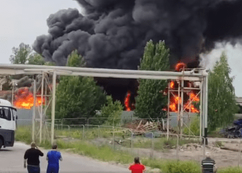 Pożar w Toruniu. Na miejscu kilkanaście zastępów