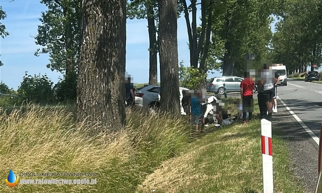 Wypadek w Ucieszkowie. Nie żyją dwie osoby