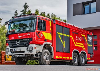 Gaśniczy Actros z JRG Zduńska Wola przeszedł renowację