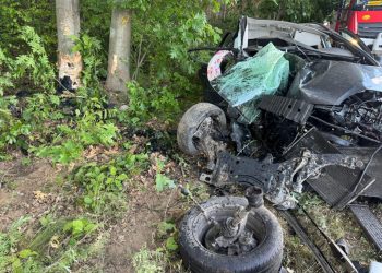 Wypadek w powiecie skierniewickim. Lądował śmigłowiec LPR