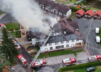 Pożar hotelu w Wiśle. W akcji kilkadziesiąt zastępów