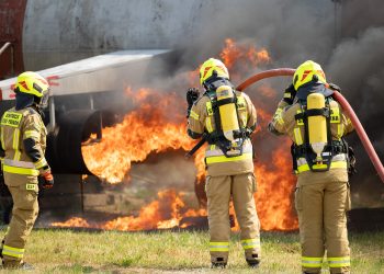 Ćwiczenia służb ratowniczych na lotnisku Rzeszów-Jasionka