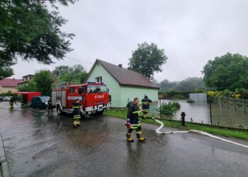 Pogoda nie odpuszcza. Na Opolszczyźnie przybywa zdarzeń