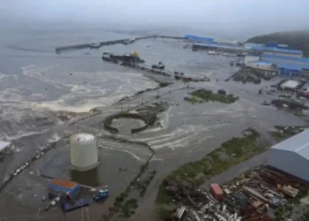 Potężne trzęsienie ziemi u wybrzeży Rosji. Tsunami uderzyło w Siewiero-Kurilsk