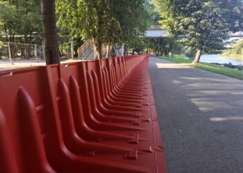 Oświęcim. Miasto kupiło bariery przeciwpowodziowe