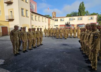 Grudziądz. Strażacy zakończyli służbę przy ulicy Piłsudskiego