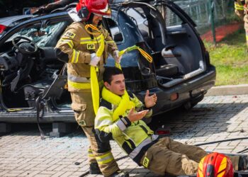 Ćwiczenia z ratownictwa technicznego w JRG 2 Zielona Góra