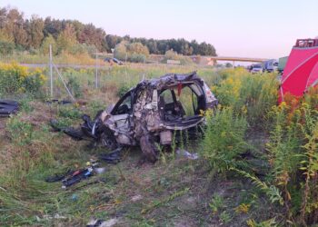 Śmiertelny wypadek na S17. Nie żyją dwie osoby