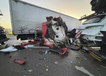 Wypadek na trasie S61. Nie żyje jedna osoba