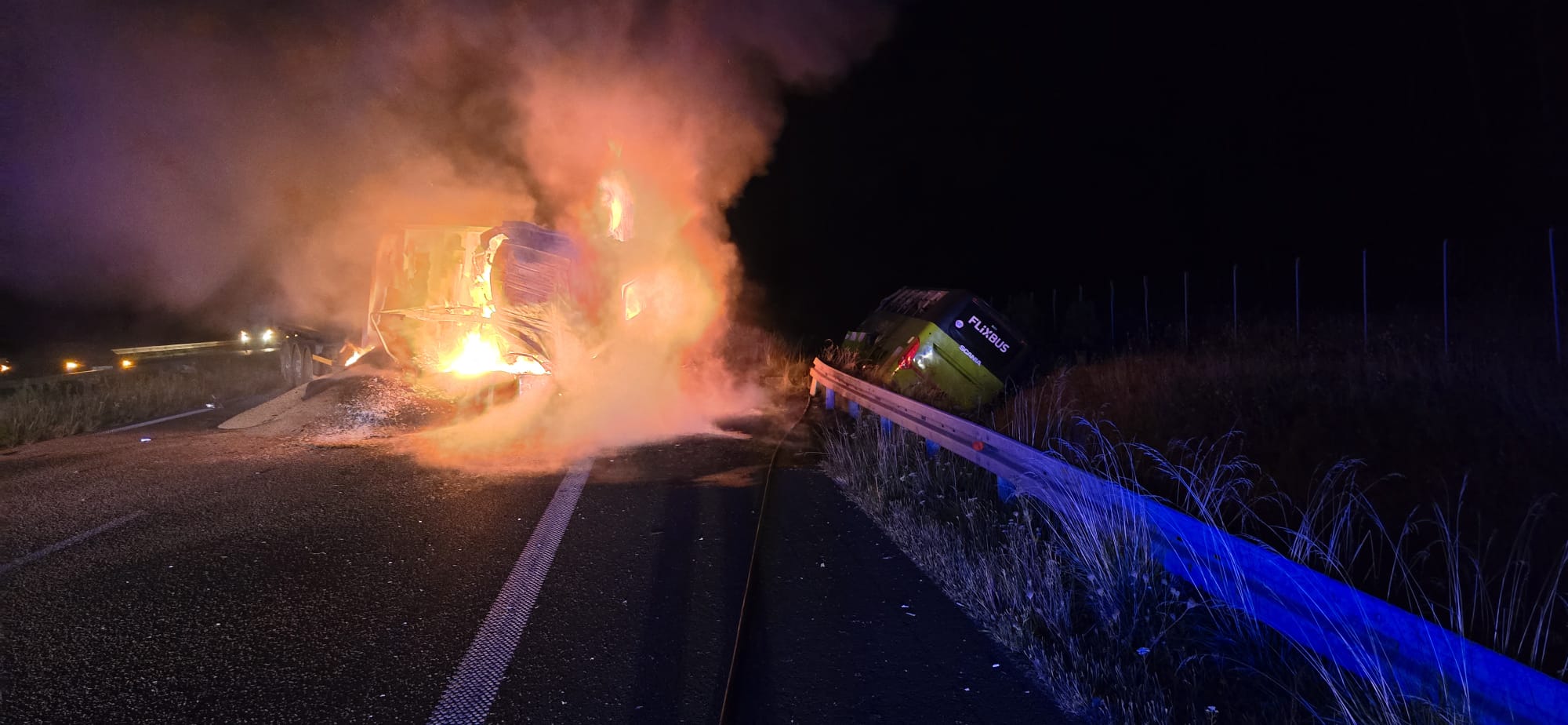 Czołowe zderzenie na S7. Są ranni