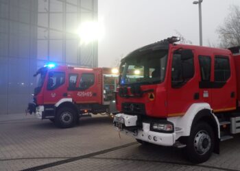 Małopolskie OSP doposażone w nowe średnie samochody