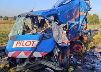 Tragiczny wypadek na A2. Nie żyje kierowca ciężarówki