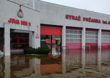 Rok po powodzi rusza remont JRG 1 Jelenia Góra