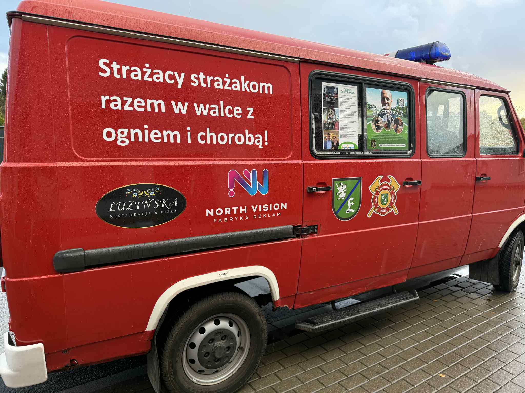 Strażacy wystawili na licytację swój pojazd. Dochód wesprze chorych druhów