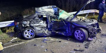 Wypadek na drodze krajowej nr 63. Kierowca w szpitalu