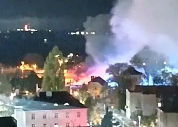 Pożar hali w Inowrocławiu. Jedna osoba nie żyje