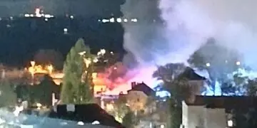 Pożar hali w Inowrocławiu. Jedna osoba nie żyje