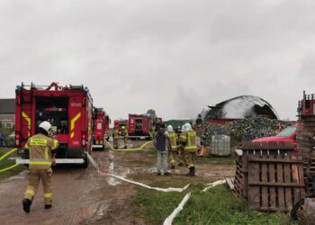 Pożar hali namiotowej w Rzepiszewie