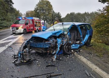 Wypadek na DK60. Pięć osób poszkodowanych