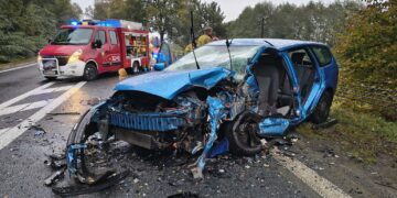 Wypadek na DK60. Pięć osób poszkodowanych