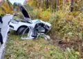 Wypadek na DW-205. Osobówka w częściach, cztery osoby w szpitalu
