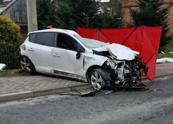 Wypadek w Tuszymie. Nie żyje 21-latek