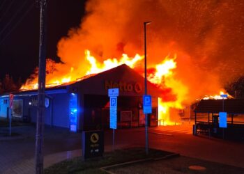 Pożar sklepu Netto w Grodzisku Mazowieckim