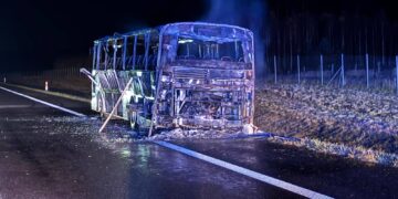 Pożar autobusu na trasie S11
