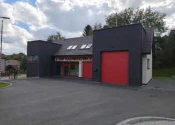 Ochotnicy z OSP Radwanowice już w nowej remizie