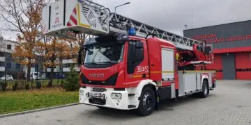 Nowa drabina mechaniczna dla płockich strażaków