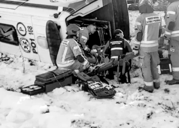 Wypadek karetki. Nie żyje ratownik medyczny