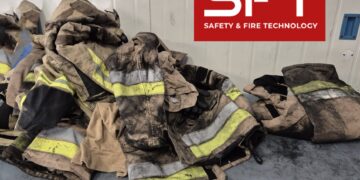 Nowa publikacja naukowa. Dlaczego zwykłe pranie nie zawsze chroni zdrowie strażaka?