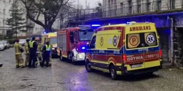 Zatrucie tlenkiem węgla. Rodzina potrzebowała pomocy