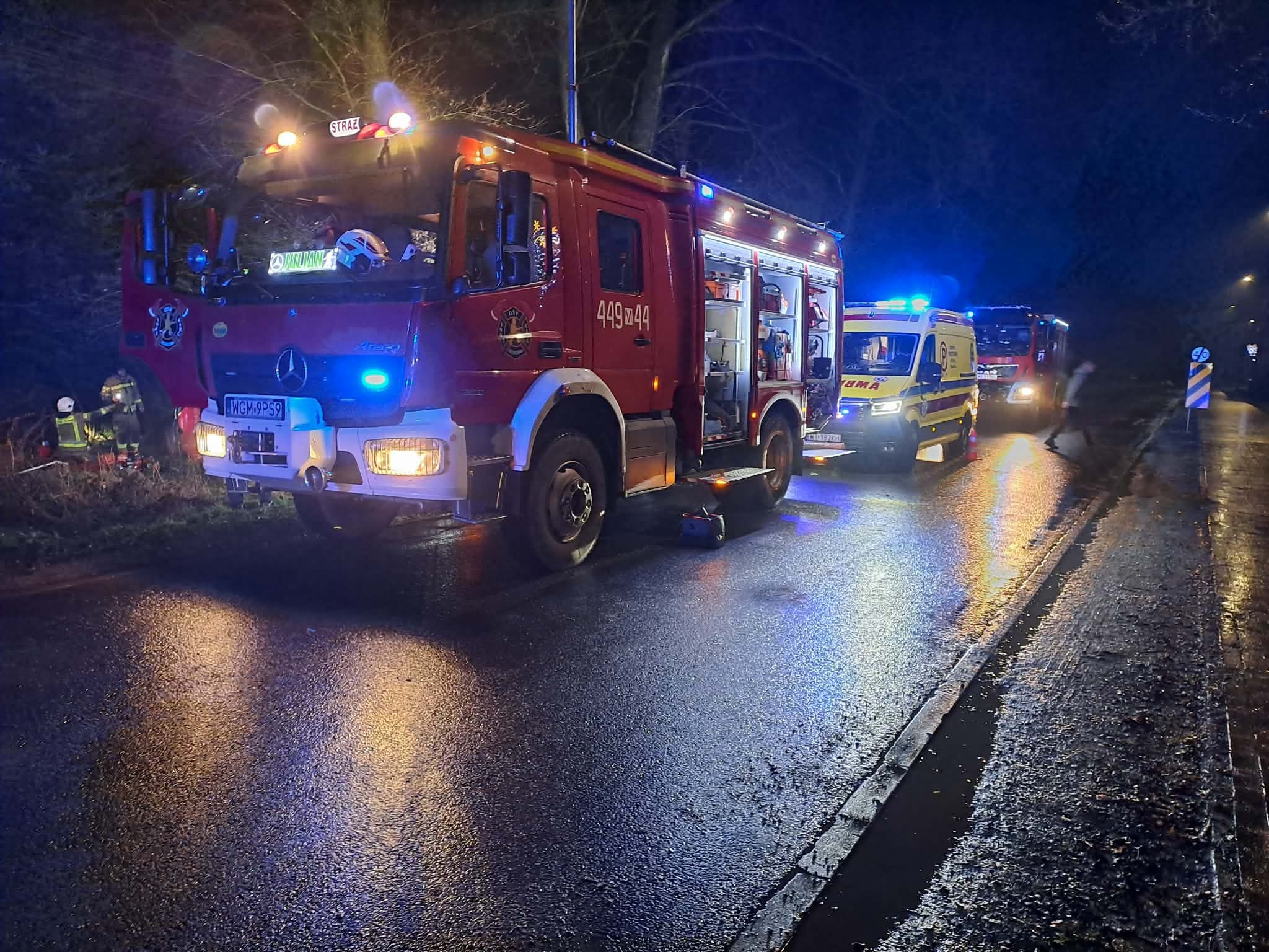 Wypadek pod Grodziskiem Mazowieckim. Nie żyje kierowca