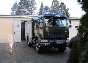 Wojskowi strażacy z Zegrza mają nowy wóz