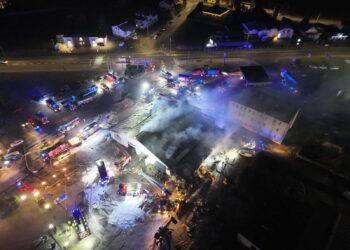 Pożar zakładu poligraficznego w Rawiczu