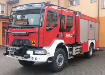 Strażacy z JRG Zamość doposażeni w nowy wóz