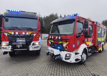 Historyczna chwila. Dwa nowe wozy dla OSP w Lidzbarku