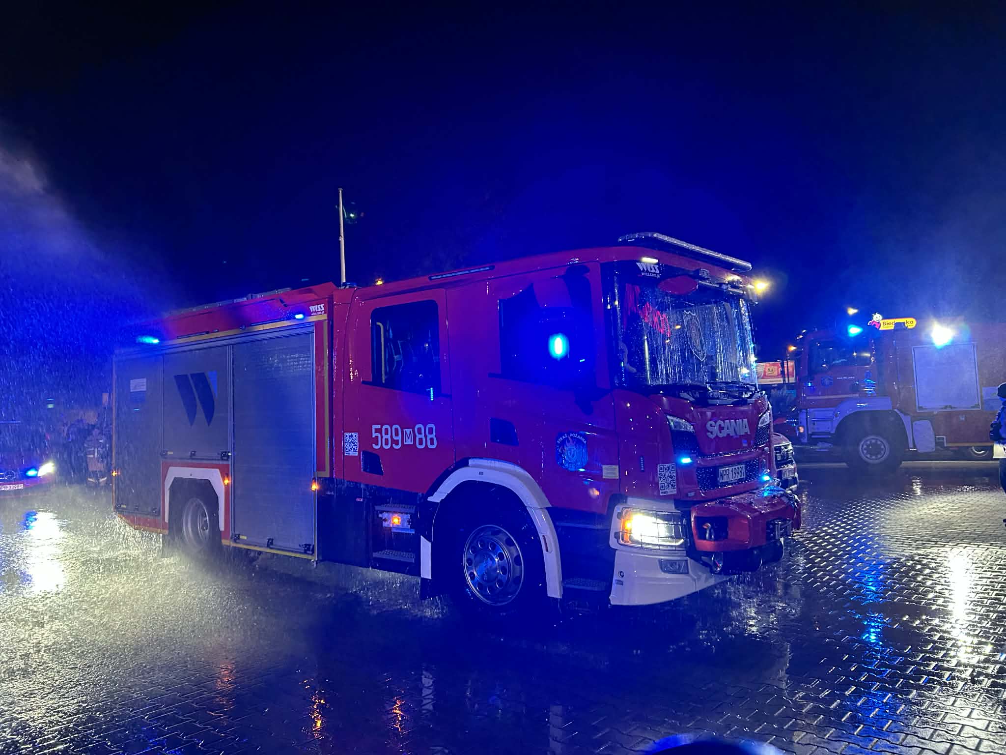 W OSP Raszyn powitali nowe samochody