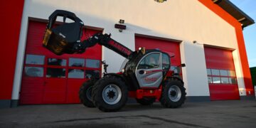 Nowa ładowarka teleskopowa z POLiOC dla JRG Jarosław