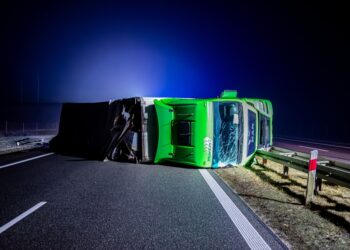 Pięć kolizji w jedną noc na obwodnicy Jarocina