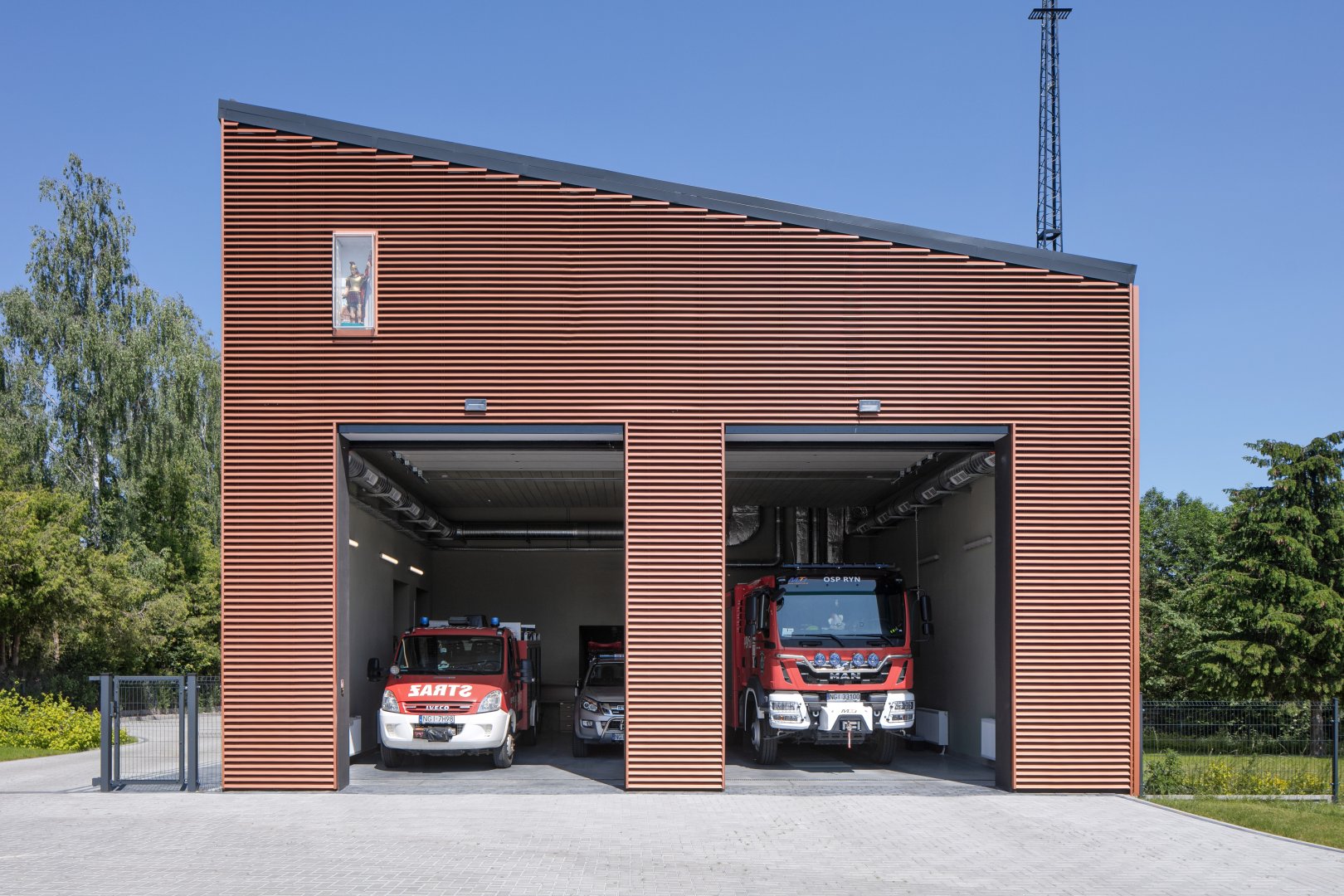 Remiza OSP Ryn wyróżniona w konkursie Fasada Roku 2025