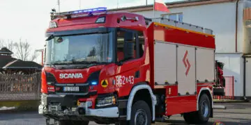 Nowy samochód ratownictwa technicznego w JRG 2 Legnica