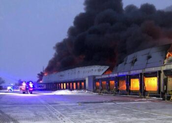 Ogromny pożar hali pod Poznaniem