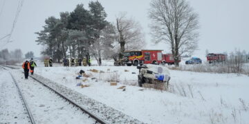Podlaskie. Nie wyhamował i wjechał pod pociąg