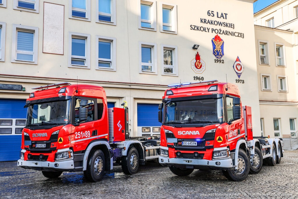 Nowe nośniki kontenerów trafiły do SA PSP Kraków