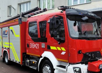 Nowy wóz JRG 16 Warszawa. Zastąpił 12-letnią Scanię