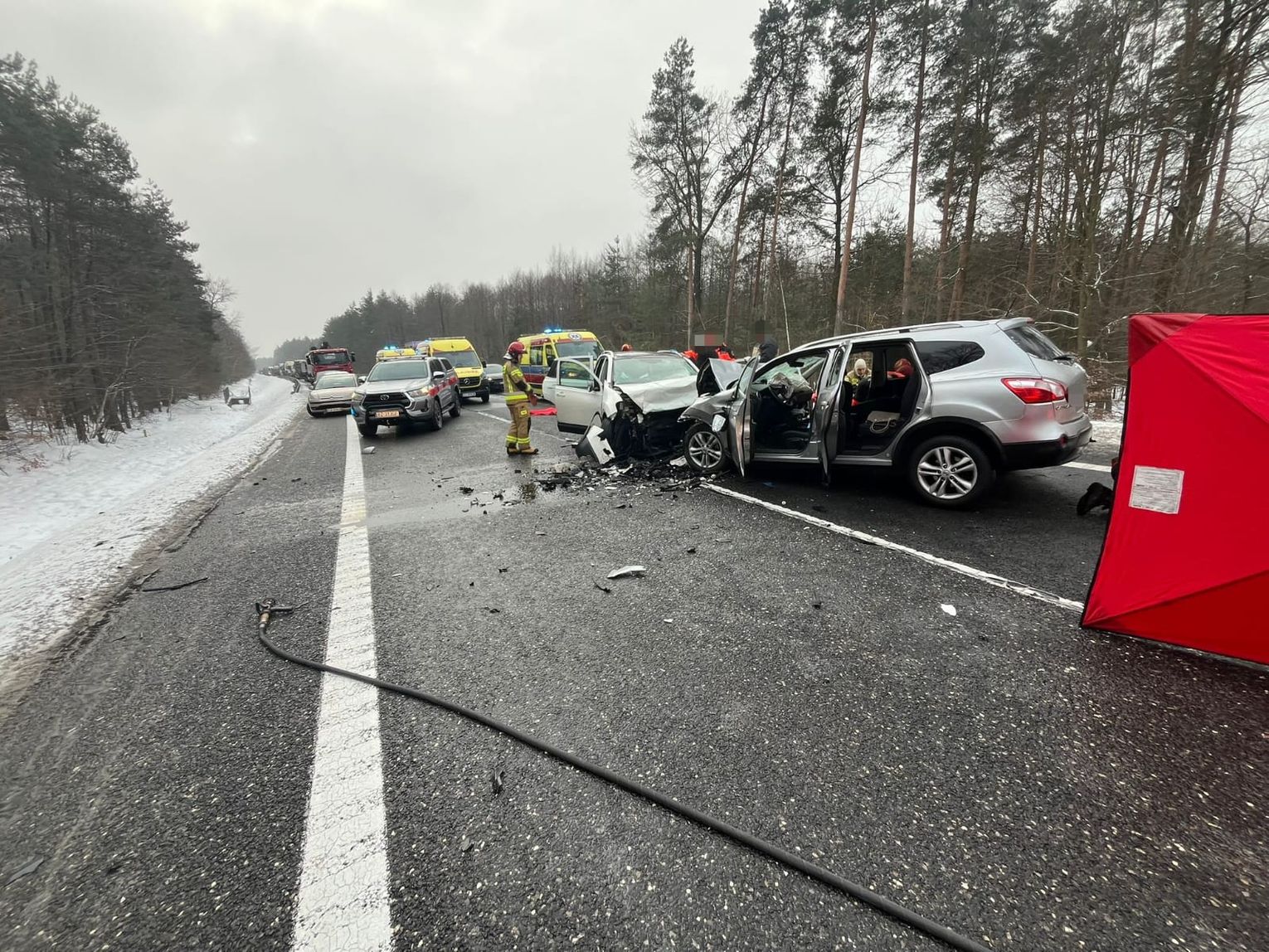Tragedia pod Rzeszowem. W wypadku zginęły trzy osoby